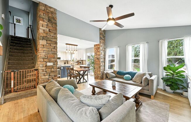 Great location near Light Rail N-Line