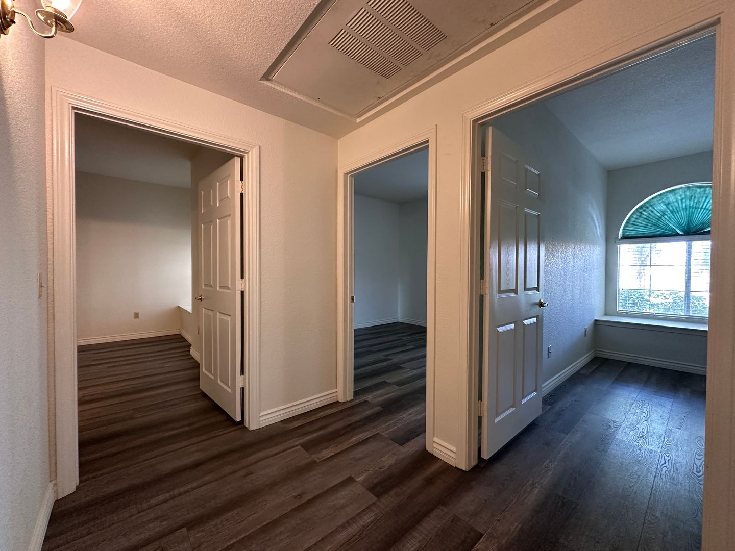 3 BEDROOM CONDO ON FIRST FLOOR NEAR POOL WITH DETACHED GARAGE
