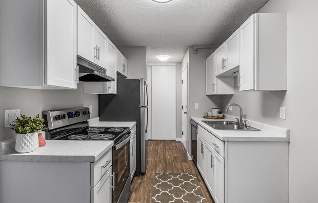 1 bed, 1 bath, 746 sqft, $1,300, Unit 210