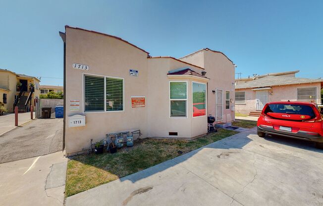 1711-1713 Redondo Blvd