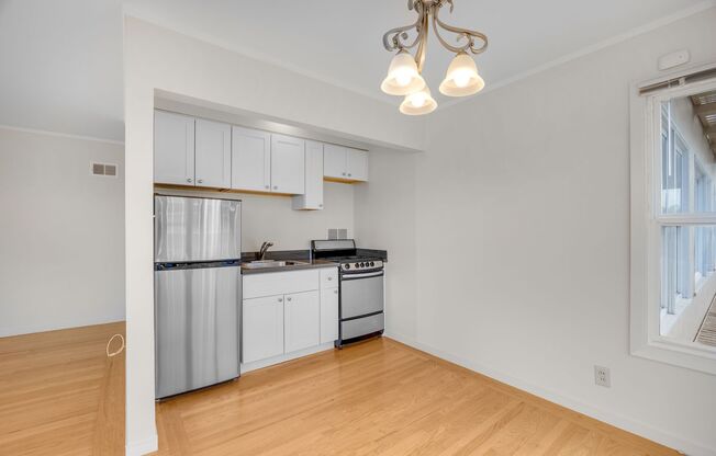 435 Euclid Avenue (386r)