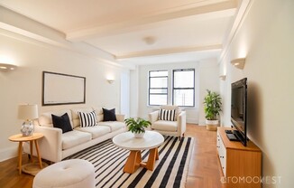 900 W END AVE