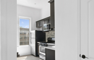 151 LEONARD ST