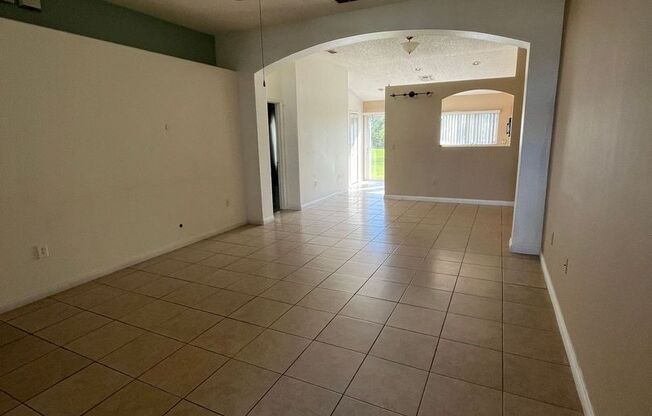 Charming 3-Bedroom Townhouse Close to Orlando's Major Attractions.