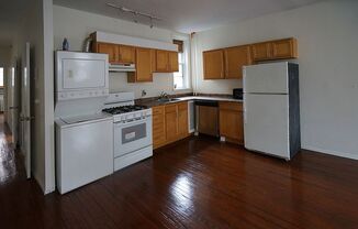 2 beds, 1 bath, $1,700, Unit 2nd Floor