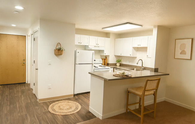 Thornton Creek Apartments