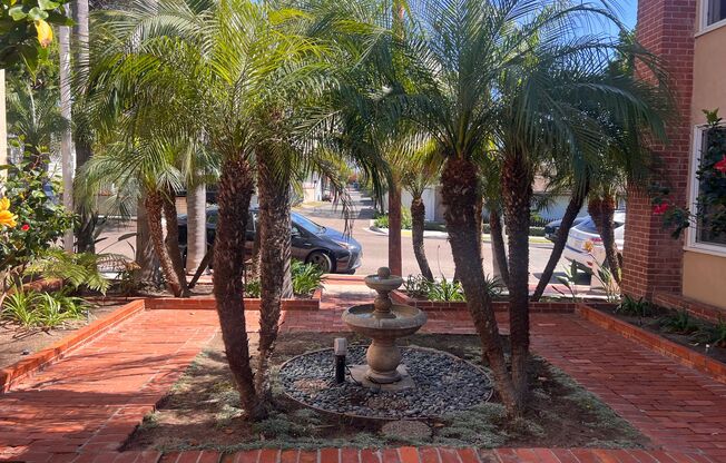 326-340 Palomar Avenue