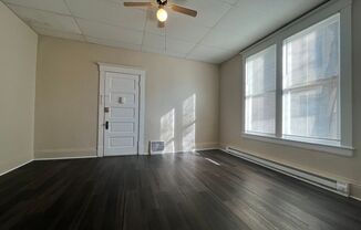 1 bed, 1 bath, 385 sqft, $955, Unit 2