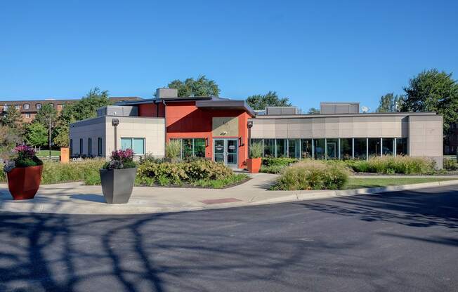 Solid Concrete Construction at Carol Stream Crossing, Illinois 60188