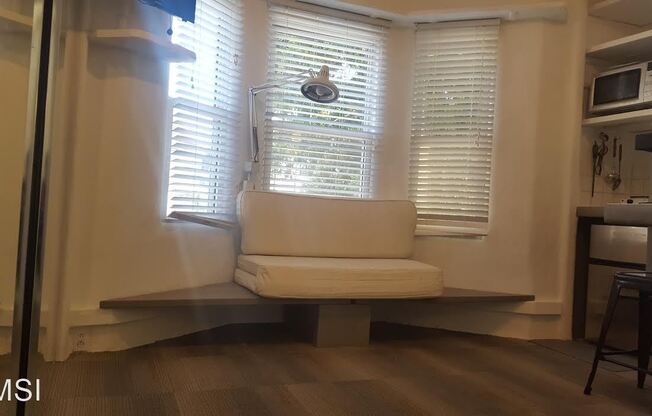 4042 22nd St #Studio