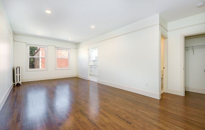 Studio, 1 bath, 463 sqft, $1,550, Unit 408