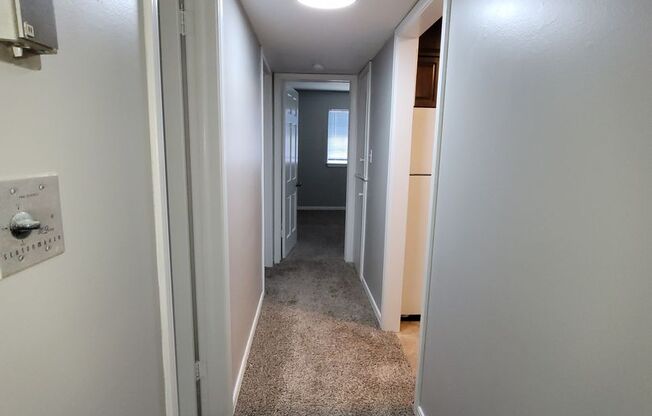 2 beds, 2 baths, 925 sqft, $1,200, Unit 222