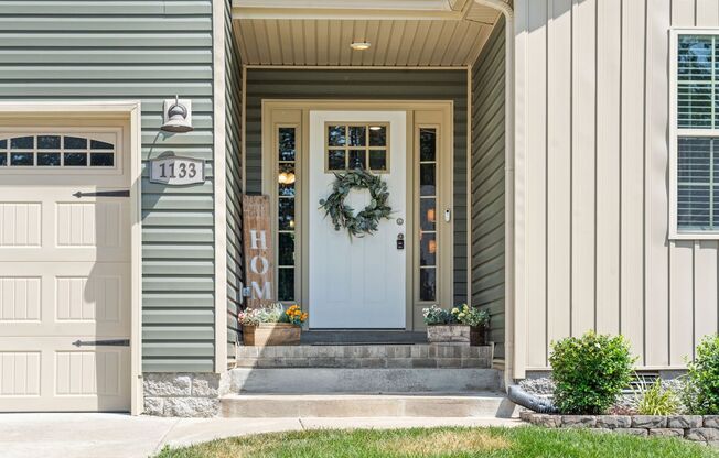 3 Bed 2 Bath Home For Rent Near Downtown Clarksville!