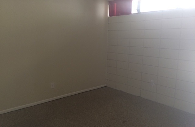 1 bed, 1 bath, 678 sqft, $1,481, Unit 4