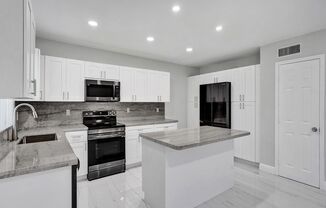 Country Club Apartments