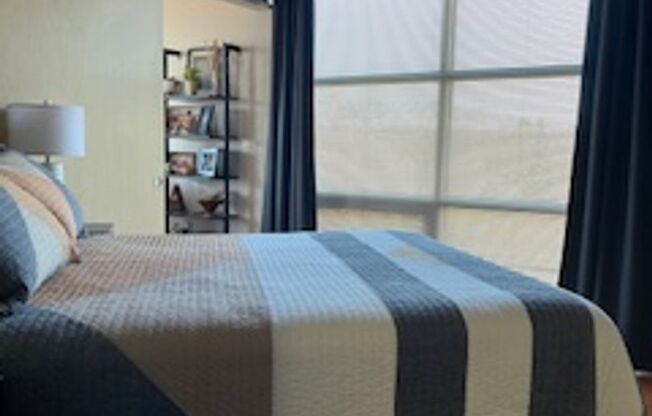 2 beds, 2 baths, 926 sqft, $1,725, Unit 212