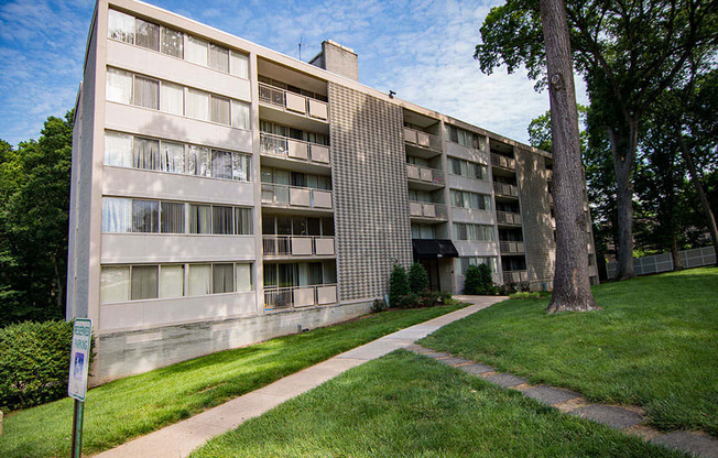 Heritage Park Apartments Building 2