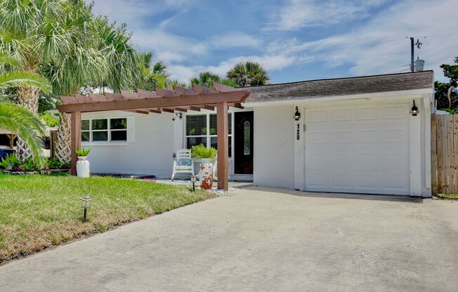 Beautiful 3 Bedroom 2 bath, Fully Furnished, Ormond Beach Home Available FOR RENT!