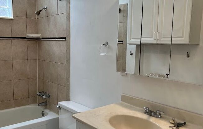 1 bed, 1 bath, $1,550, Unit S7