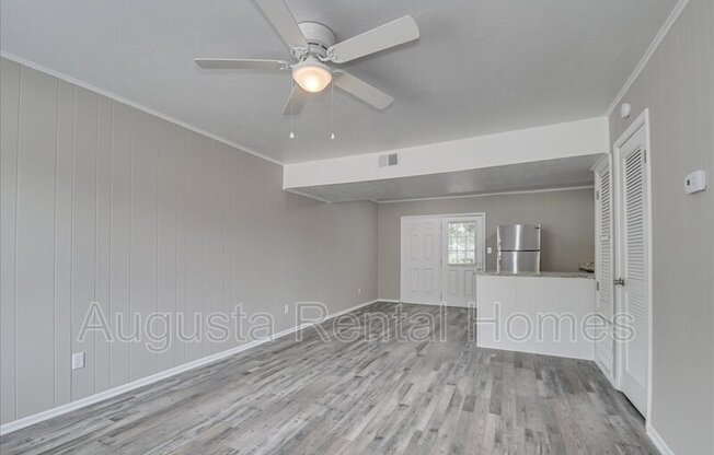 2511 Cascade  Drive