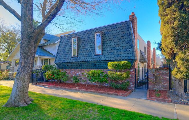 2326 V Street
