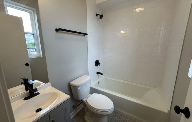 Studio, 1 bath, $1,295, Unit 209