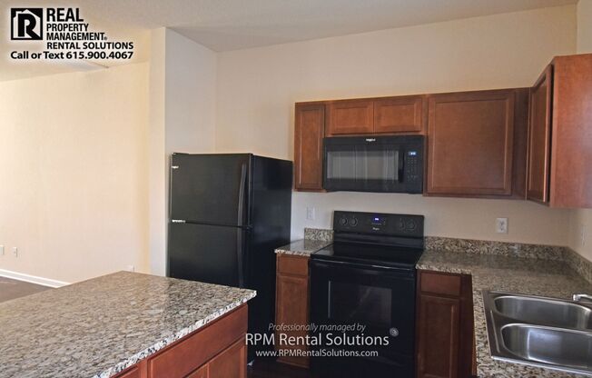 2 beds, 2.5 baths, $1,595