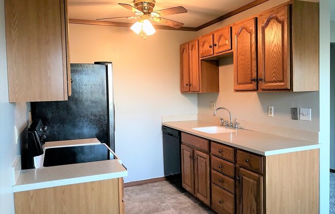 Spacious Condo In The Heart Of Manette