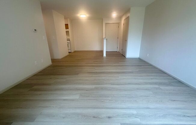 127 S Platten St