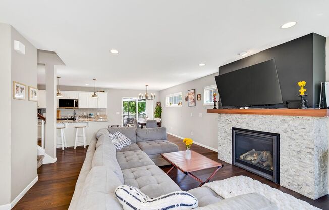 443 North Star Dr