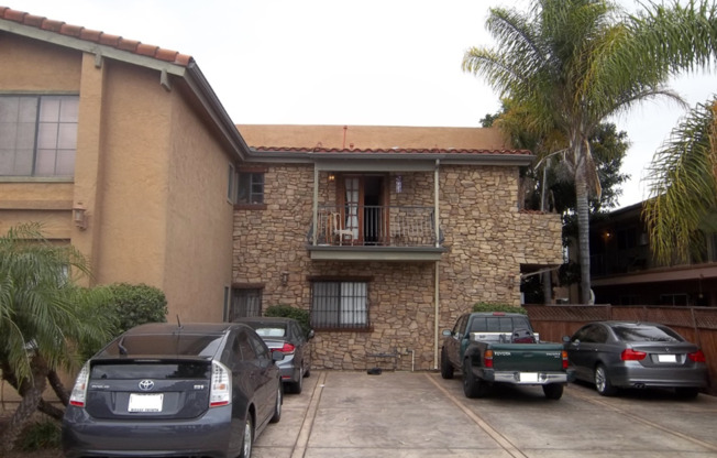 Charming 2 Bed 2 Bath In El Cajon *$500.00 Off First Month's Rent!*