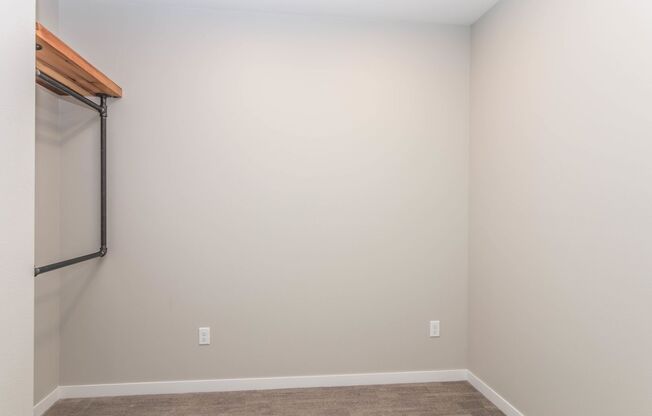 Studio, 1 bath, 534 sqft, $1,015, Unit 212