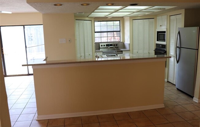 305 CENTENNIAL BLVD