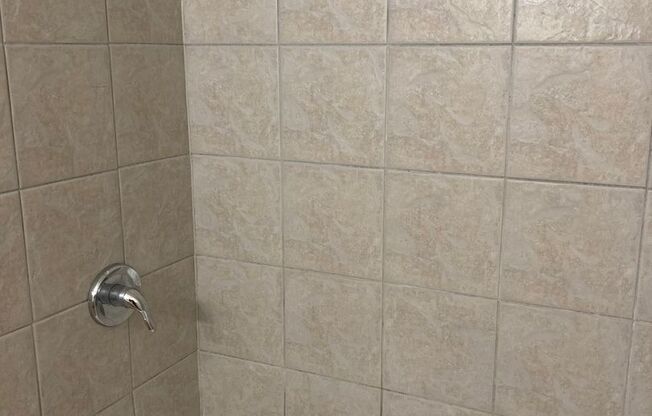 2 beds, 2 baths, 1,000 sqft, $1,799, Unit 22-1