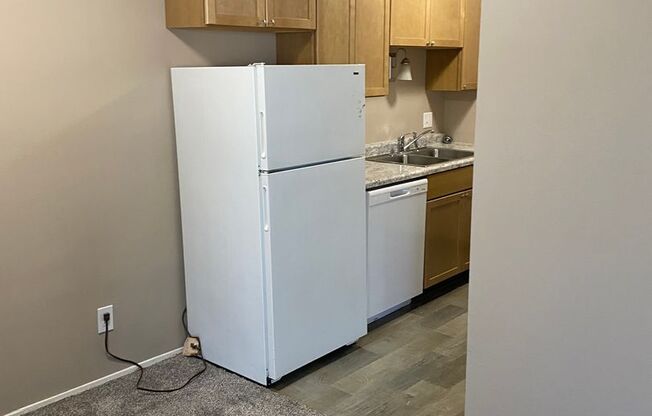 1 bed, 1 bath, 673 sqft, $989, Unit 12732S