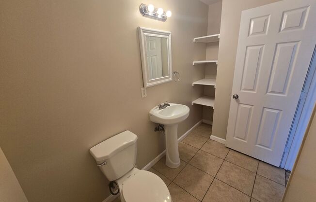 5 Bedroom Single House