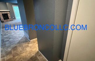 3 beds, 1.5 baths, $1,199, Unit 508