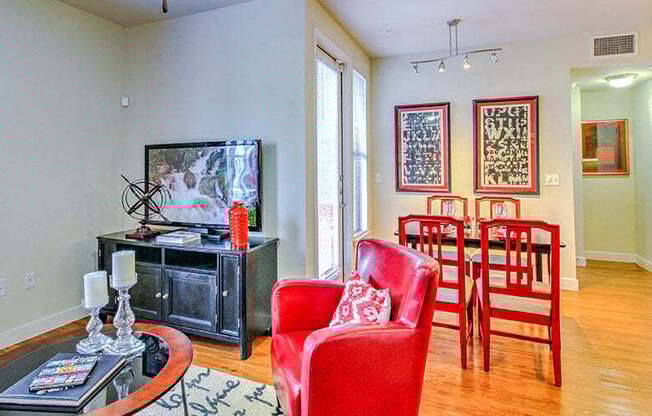 10201 Buffalo Speedway