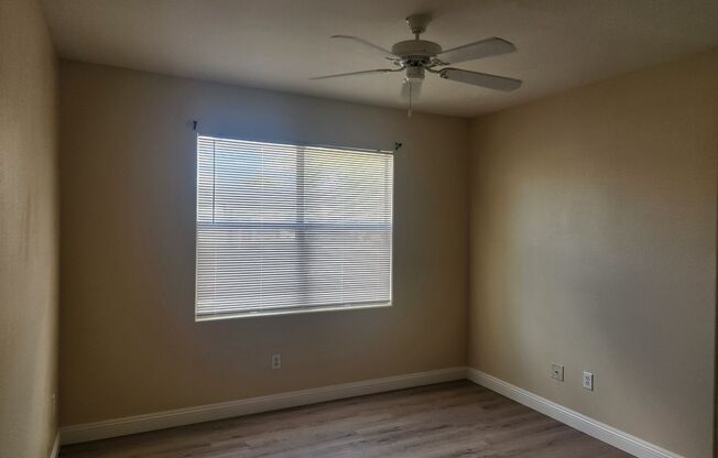 2 beds, 2 baths, $1,400, Unit Unit #1009