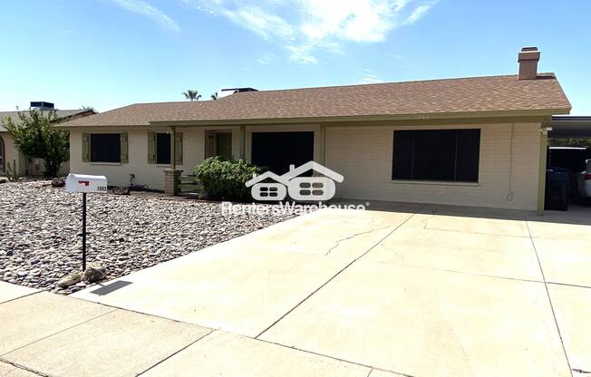 1963 W GREENBRIAR DR