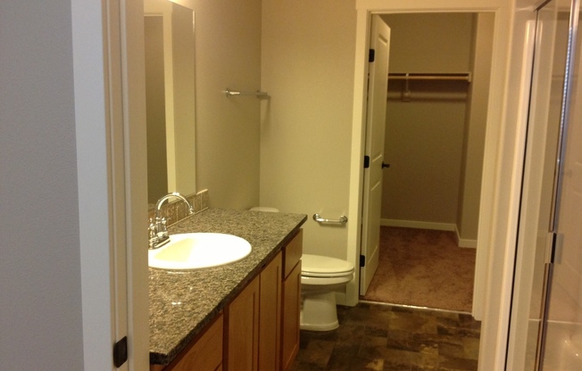 2 beds, 2 baths, 1,286 sqft, $1,955, Unit P209