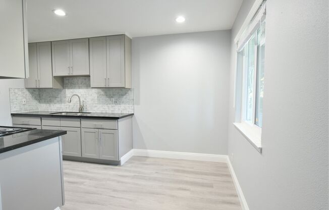Hamilton Plaza Apartments