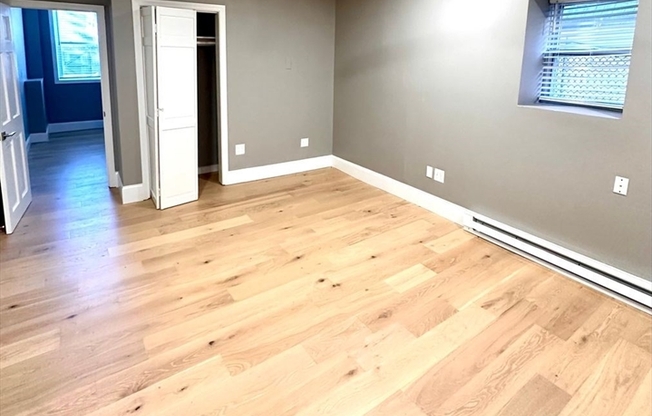 43 43 A COTTAGE