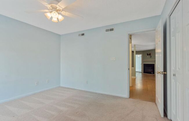 2 Bedroom Condo Near Rex Hospital!