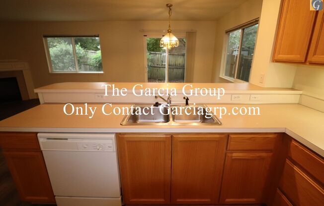 Great 4 bedroom 2.5 bathroom Single Family Home in Tigard!