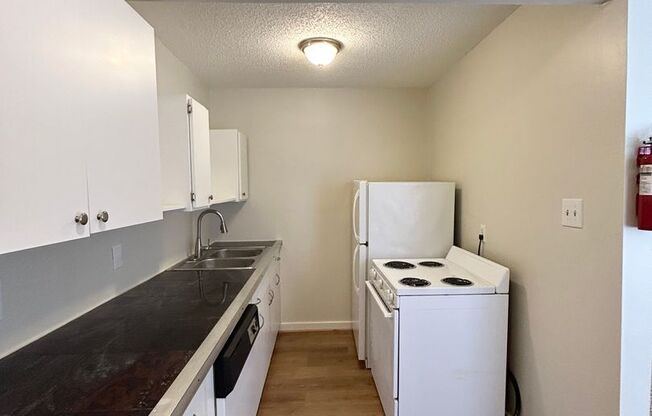 1 bed, 1 bath, $695, Unit SC507