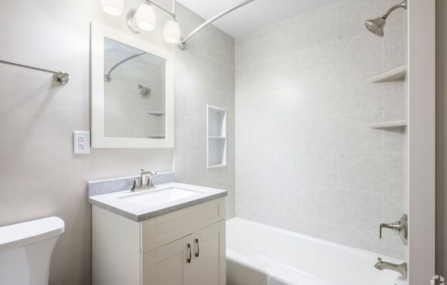 3 beds, 1.5 baths, 1,080 sqft, $2,150, Unit 22A