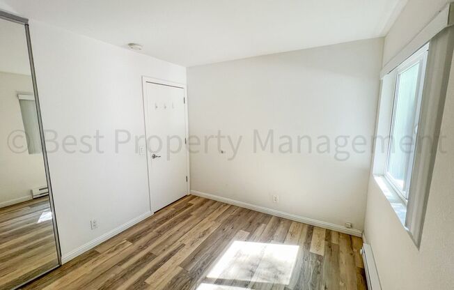 2 beds, 1 bath, $2,695