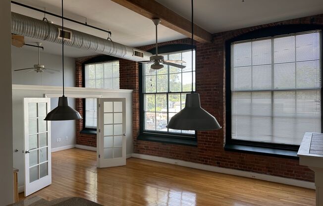 1 bed, 1 bath, 708 sqft, $1,025, Unit 106