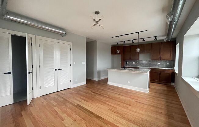 2929 Broad St / 3022 S. Archer Ave